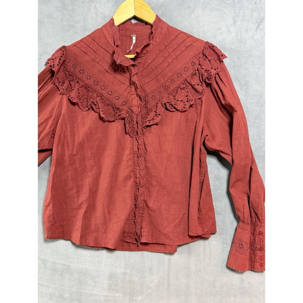 Free People Hit The Road Red Eyelet Pilgrim Boho Eyelet Button Shirt L Babydoll